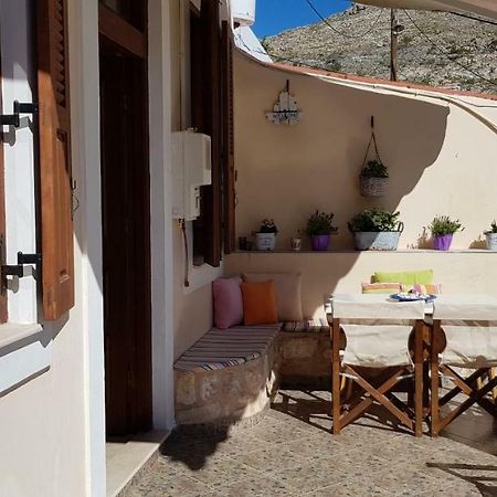 Mika'S House Villa Chalki Town Bagian luar foto