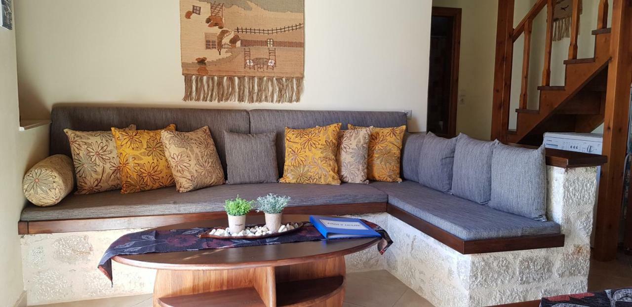 Mika'S House Villa Chalki Town Bagian luar foto