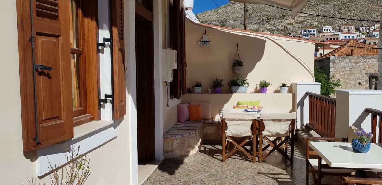 Mika'S House Villa Chalki Town Bagian luar foto